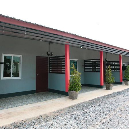 เอ็นพี เดอะปาย ห้องพักนครสวรรค์ 外观 照片